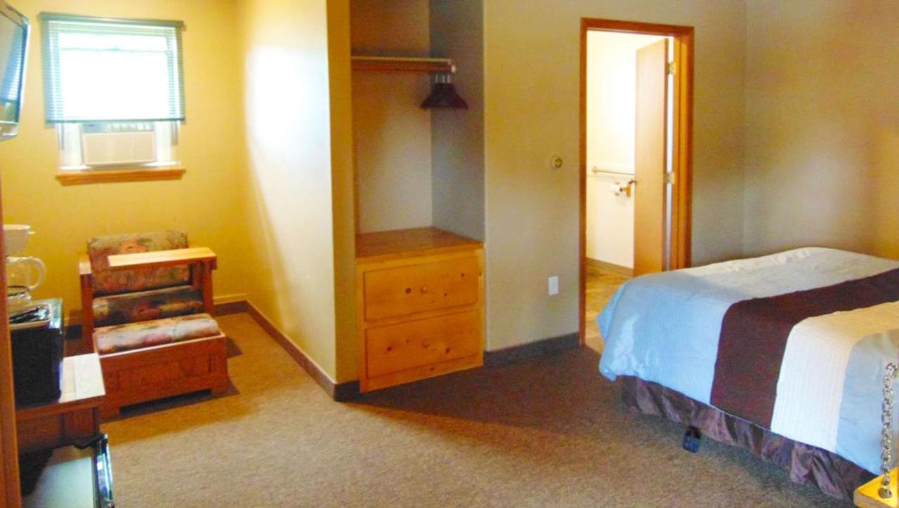 Dodge Peak Lodge Bonners Ferry Ngoại thất bức ảnh